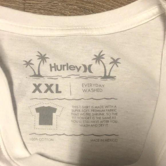 Brand🆕🔥💖🔥 HURLEY short sleeve tee - Picture 3 of 7
